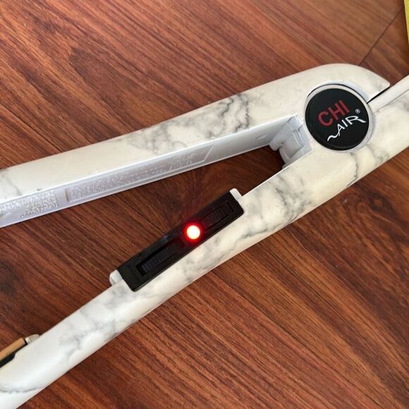 Chi air marble flat iron 1 inch - Picture 2 of 5